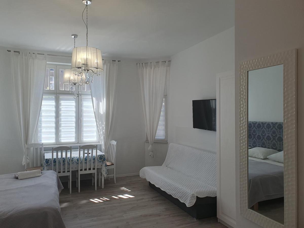 Viator Apartamento Ustka Exterior foto