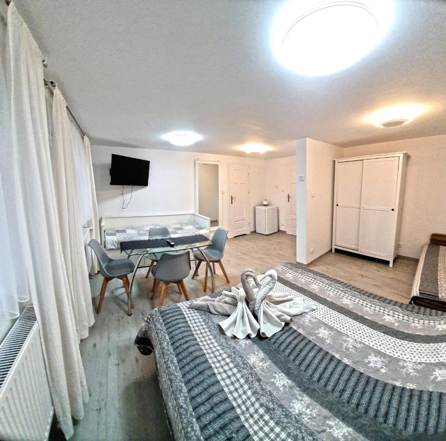 Viator Apartamento Ustka Exterior foto