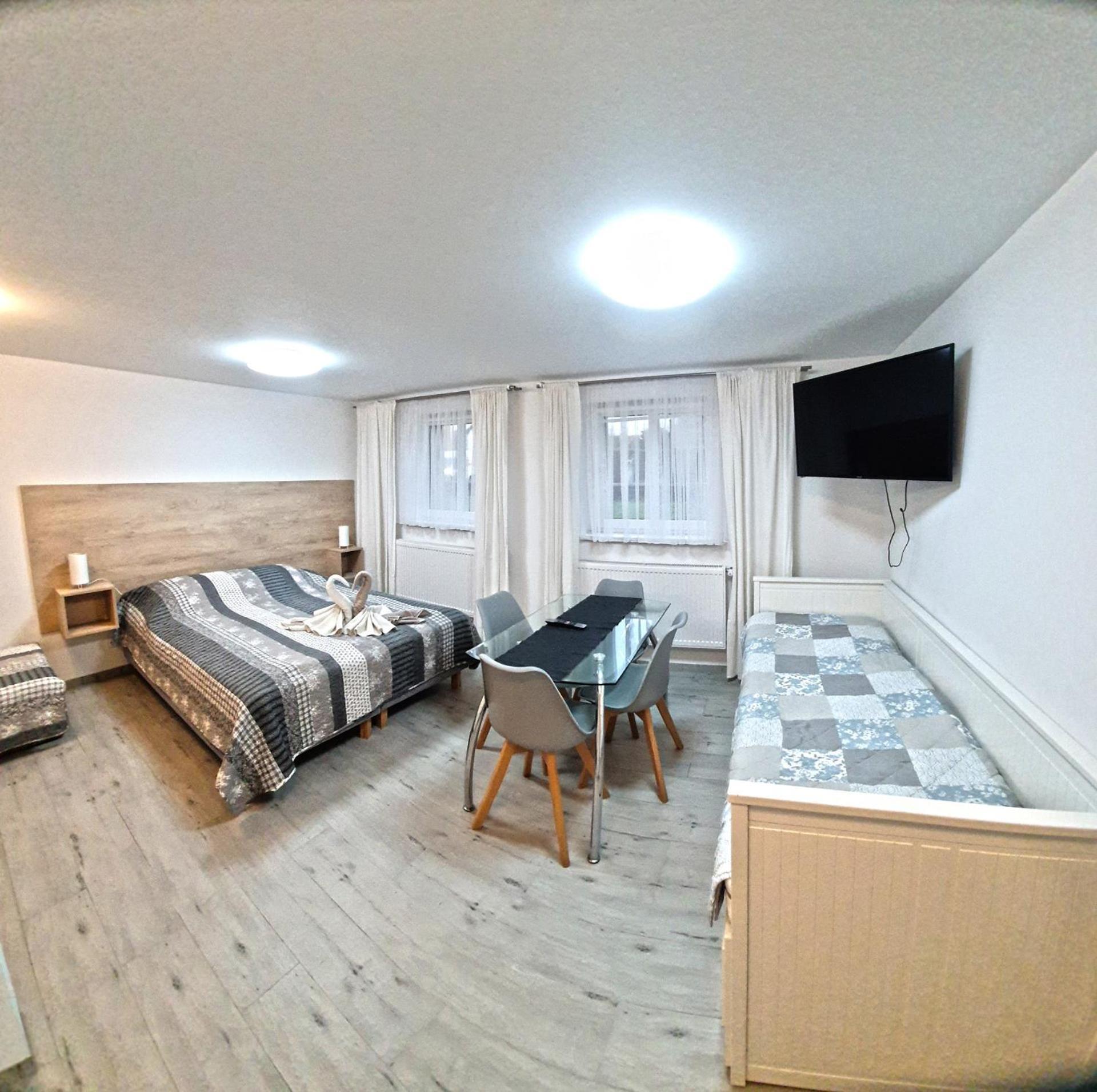 Viator Apartamento Ustka Exterior foto